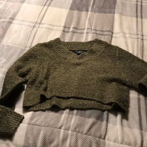 Crop top sweater